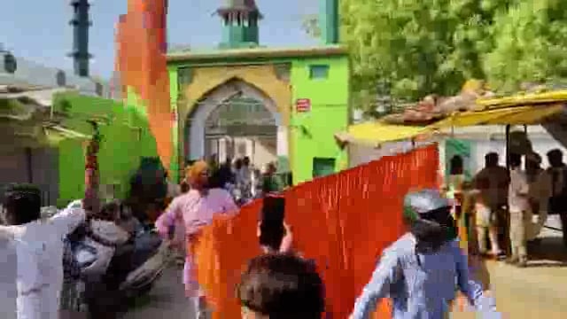 प्रयागराज में हिंदू संगठन के कार्यकर्ताओं का विवादित प्रदर्शन#latest_news