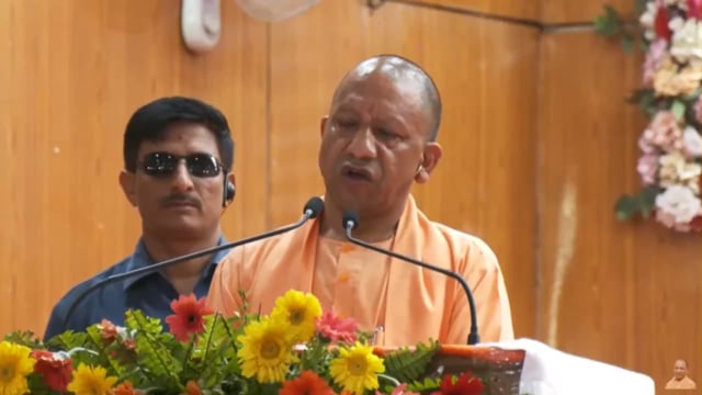 मुख्यमंत्री योगी आदित्यनाथ ने आज ₹8 करोड़ की लागत से सावित्रीबाई फुले महिला छात्रावास का लोकार्पण किया। इस छात्रावास का निर्माण महिलाओं की शिक्षा और सशक्तिकरण को बढ़ावा देने के उद्देश्य से किया गया है#politics