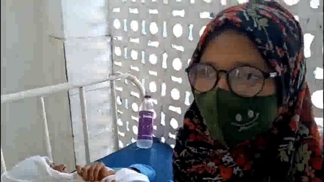 सीएमएस हाई स्कूल शाहपुर में प्रार्थना के दौरान छात्रा गिरकर हुई बेहोश।