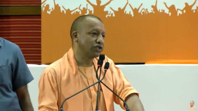 मुख्यमंत्री योगी आदित्यनाथ ने मंगलवार को कहा कि जब विधान सभा और लोक सभा चुनाव अलग-अलग होते हैं, तो इसका प्रत्यक्ष प्रभाव देश की GDP पर पड़ता है। 
#politics