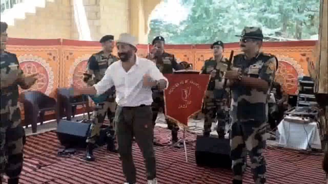 सनी देओल ने जैसलमेर के तनोट में BSF जवानों के साथ गाया और नाचा, देशभक्ति और गर्व का अद्भुत अनुभव#entertainment