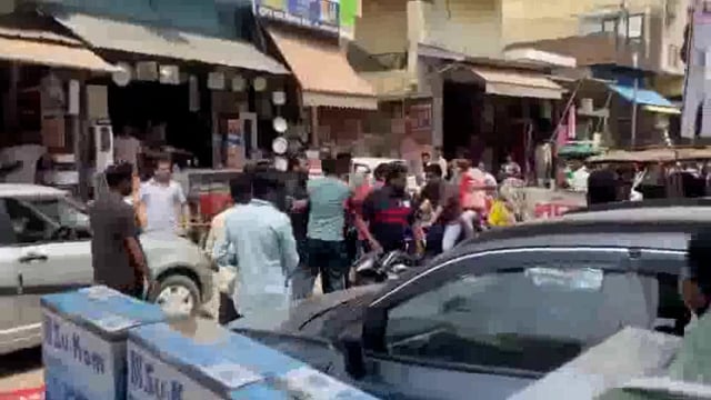 बागपत: मामूली दुर्घटना पर दबंगों ने युवकों की पिटाई की#latest_news