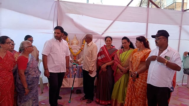 तपोवन मारुती .गाव भाग सांगली हनुमान जयंति निमित्त.मा नगरसेवक युवराज बावडेकर यांच्या वतिने आरोग्य शिबीर  घेण्यात आले . 