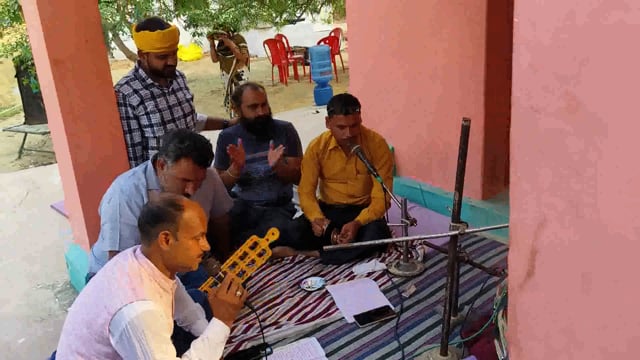 हनुमान जयंती पर  हनुमान जी के मंदिर पर सुंदरकांड का पाठ किया गया आयोजन।