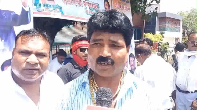 एससी एसटी बेसिक वेलफेयर टीचर एसोसिएशन संघ ने संतोष कुमार के नेतृत्व में बाबा साहब का धूम धाम मनाया जन्मदिन