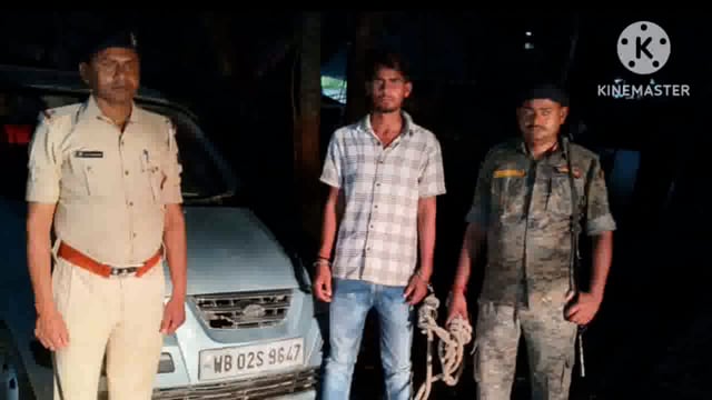 पुलिस ने चोरी की एक कार के साथ एक युवक को किया गिरफ्तार