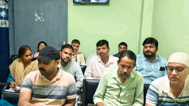 BANKA: प्रधानमंत्री आवास योजना में कार्यों की गति को तेज करने को ले आयोजित हुई समीक्षात्मक बैठक