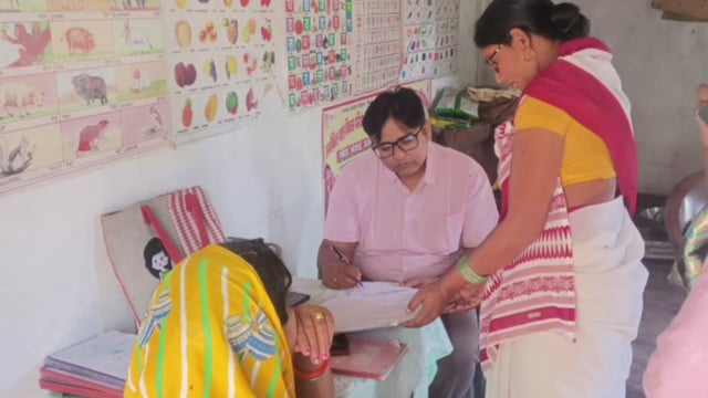 जिले भर में सभी आंगनबाड़ी केंद्रों पर रेसीपी के अनुरूप टी एच आर का किया गया वितरण; गठित टीम ने किया निरीक्षण 