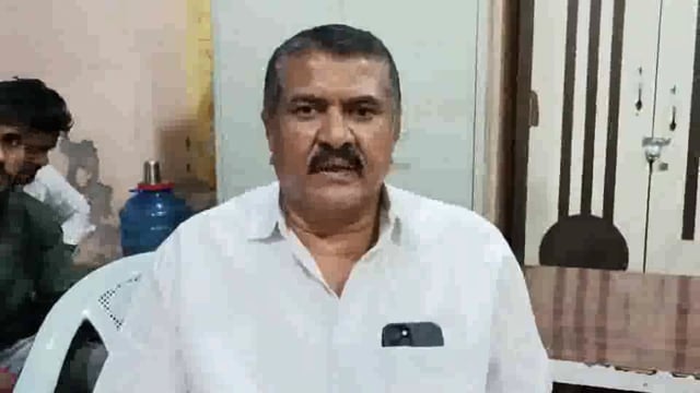 आटपाडी नगरपंचायतच्या CO चे आमदाराच्या घरघड्यासारखे वर्तन कमिशन खोरी व कामे न करताच बिले काढण्याचा आरोप भारत तात्या पाटील