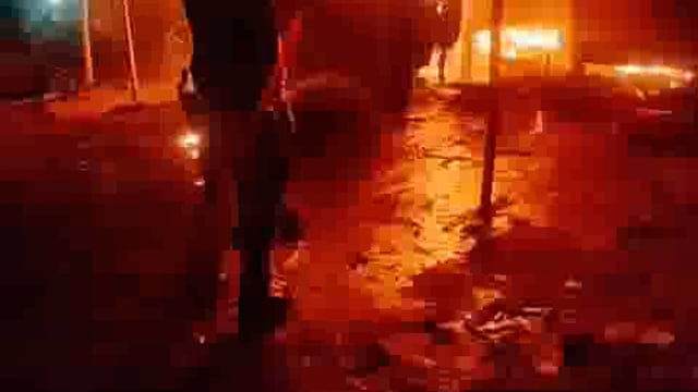 फर्रुखाबाद: मोमोज की दुकान में गैस लीकेज से लगी आग, बड़ा हादसा टला#fair