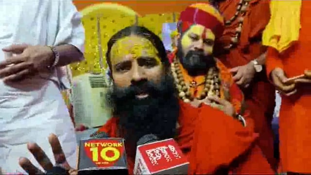 योग गुरु बाबा रामदेव ने वृंदावन के मलूक पीठ आश्रम में मलूक जयंती के अवसर पर आयोजित कार्यक्रम में भाग लिया। इस दौरान उन्होंने एक बयान दिया जो चर्चा का विषय बन गया।
रामदेव ने कहा, 