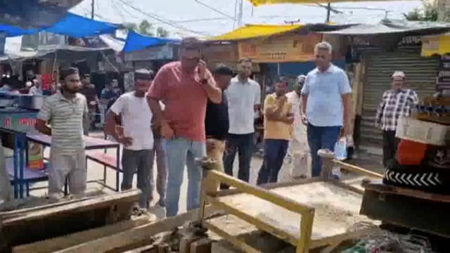 कलियर! में बनाए जा रहे नाले का निरीक्षण कर तहसीलदार ने ठेकेदार को मानकों के अनुसार काम करने के दिए निर्देश!