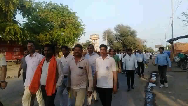 भरतपुर जिले के कस्बा वैर में विशाल रक्तदान शिविर का रैली निकाली कल रक्तदान शिविर का आयोजन