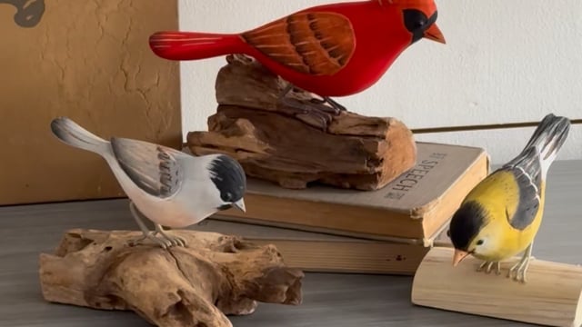 Vimeo video preview for Wooden Bird Figurines - 1076959179