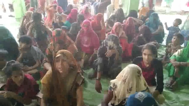 महिला मिशन जागृति फेज 4.0 के तहत पानीगांव में महिलाओं को पुलिस ने किया जागरूक, जारी हेल्पलाइन नंबरों के बारे में दी जानकारी