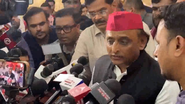 लखनऊ। समाजवादी पार्टी के राष्ट्रीय अध्यक्ष अखिलेश यादव ने भारतीय जनता पार्टी (भा.ज.पा.) पर आरोप लगाते हुए कहा कि भाजपा हर सार्वजनिक कार्यक्रम और इवेंट को अपने पार्टी के प्रचार का जरिया बनाने की कोशिश कर रही है।#politics