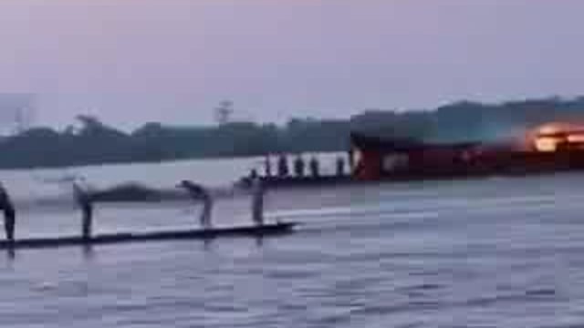 कांगो में भीषण नाव हादसा: चिंगारी से लगी आग, 148 यात्रियों की मौत#inauguration