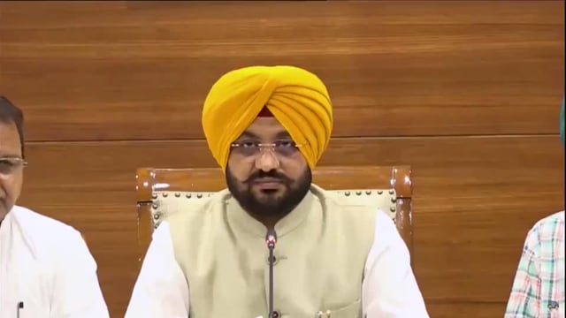 ਪੰਜਾਬ ਵਿੱਚ 15,000 ਛੱਪੜਾਂ ਦੀ ਸਫਾਈ ਲਈ ਰਾਜ ਪੱਧਰੀ ਮੁਹਿੰਮ ਸ਼ੁਰੂ - ਕੈਬਨਿਟ ਮੰਤਰੀ ਤਰੁਣਪ੍ਰੀਤ ਸਿੰਘ ਸੋਂਡ#politics