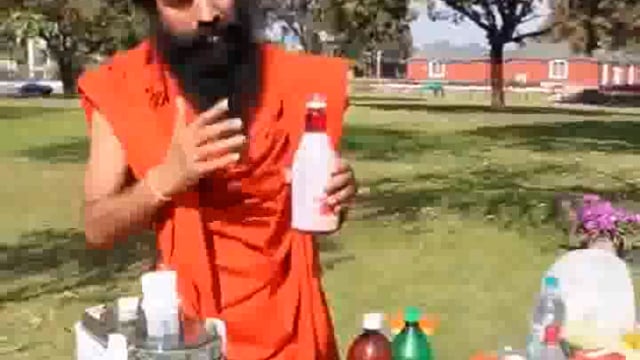 दिल्ली हाईकोर्ट ने बाबा रामदेव को उनके शरबत जिहाद वाले बयान पर फटकार लगाई#latest_news