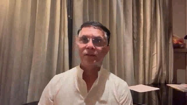 नई दिल्ली – जम्मू कश्मीर में पर्यटकों पर हुए वीभत्स आतंकवादी हमले पर देशभर में शोक की लहर है। भारतीय राष्ट्रीय कांग्रेस के प्रवक्ता पवन खेड़ा ने इस कायराना हमले की कड़ी निंदा करते हुए कहा कि यह हमला न केवल एक गंभीर अपराध है, बल्कि हमारे देश की सुरक्षा को चुनौती देने वाली एक घृणित घटना है।#politics