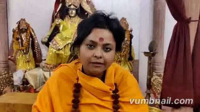 महामंडलेश्वर अन्नपूर्णा भारती ने जम्मू-कश्मीर के पहलगाम में हुए आतंकी हमले के बाद गहरी नाराजगी और आक्रोश व्यक्त किया। उन्होंने इस घटना को हिंदू समाज के लिए एक गंभीर चुनौती बताया और सवाल किया, "क्या भारतवर्ष में हिंदू सुरक्षित हैं या नहीं?"#politics