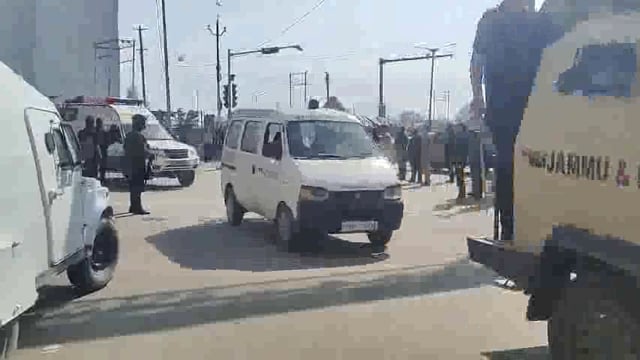 गृह मंत्री अमित शाह पहलगाम आतंकी हमले में मारे गए पर्यटकों को देंगे श्रद्धांजलि, उपराज्यपाल मनोज सिन्हा के साथ पहुंचेंगे घटनास्थल#politics