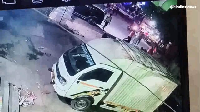 अनियंत्रित मैजिक गाड़ी ने दो बाइक सवार को मारी टक्कर चार लोग गंभीर रूप से घायल,जिला अस्पताल में भर्ती लाइव विडियो कैमरे 