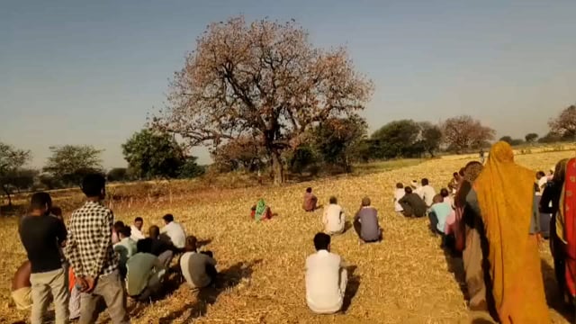 गरौठा थाना लहचूरा क्षेत्र जहां एक व्यक्ति ने महुआ के पेड़ से फांसी लगाकर अपने जीवन लीला समाप्त कर ली