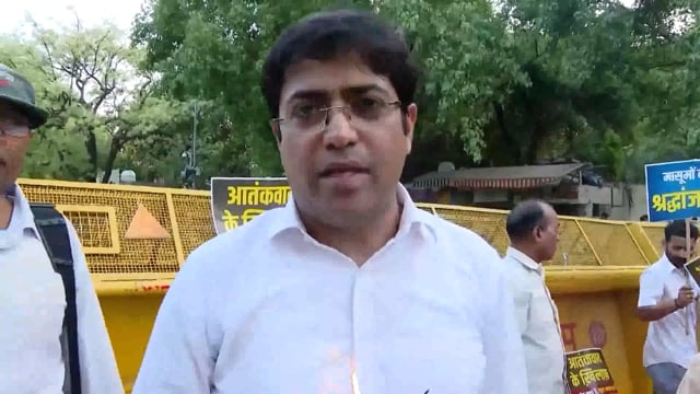 आतंकी हमले के बाद देशभर में गुस्से और दुख की लहर, दोषियों को सख्त सजा देने की मांग#politics