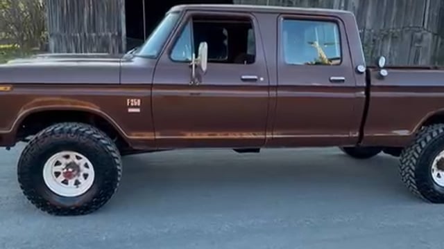 1975 Ford F-250 Custom Crew Cab Highboy