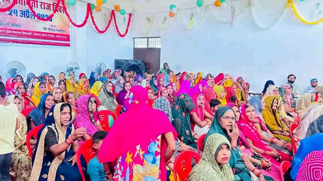 पिनाहट।विप्रावाली पंचायत भवन पर हुआ शिविर का आयोजन कर सरकार की योजना के बारे में विस्तार से जानकारी दी गई 