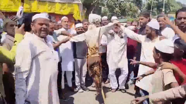 बहादराबाद! पहलगाम आतंकी हमले के खिलाफ प्रदर्शन! पाकिस्तान मुर्दाबाद के लगाए नारे!