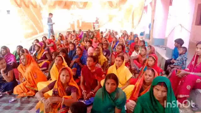 जिला जीविका बांका के द्वारा बेलहर में चल रहे महिला संवाद कार्यकर्म में महिलाओं को किया जागरूक, जन कल्याणकारी योजनाओं को दी गई जानकारी