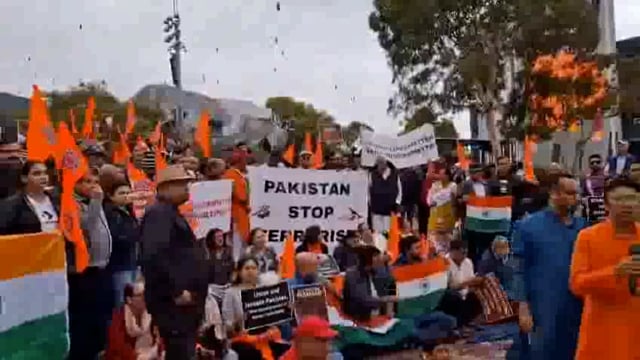 मेलबर्न: पहलगाम आतंकी हमले के बाद एनआरआई ने पाकिस्तान के खिलाफ किया प्रदर्शन#International