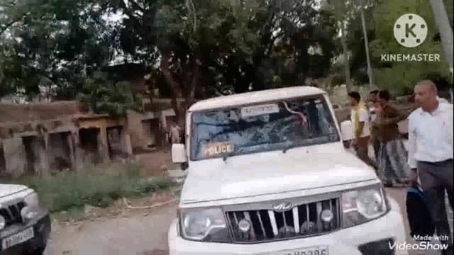 बीस हजार रुपये रिश्वत लेते सिरदला अंचल कार्यालय के कर्मचारी रवि शंकर शर्मा हुए रंगे हाथ गिरफ्तार