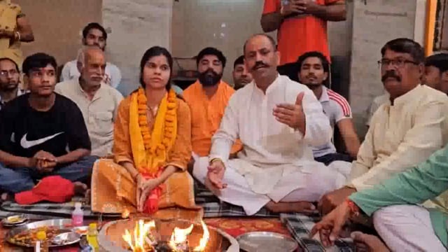 आस्था की यात्रा: नेहा खान का परिवर्तन और धार्मिक पहचान पर हिंसा का प्रभाव#latest_news