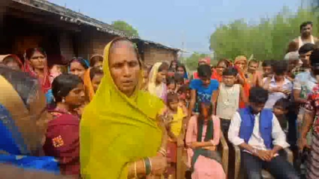 आधी रात को प्रेमिका से मिलनें आये प्रेमी युवक की ग्रामीणों ने पकड़कर कराई शादी