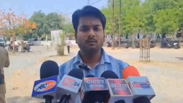 झांसी सब्जी वाले ने इंस्पेक्टर पर लगाया आरोप,बोला सब्जिया नहीं दीं तो चिढ़ गए साहब,आत्महत्या करूंगा जिम्मेदार इंस्पेक्टर