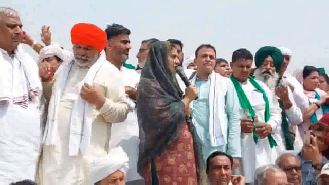 मुज़फ्फरनगर: समाजवादी पार्टी (सपा) की सांसद इकरा हसन ने मुज़फ्फरनगर में आयोजित पंचायत के दौरान एक तीखा बयान दिया। उन्होंने कहा, 