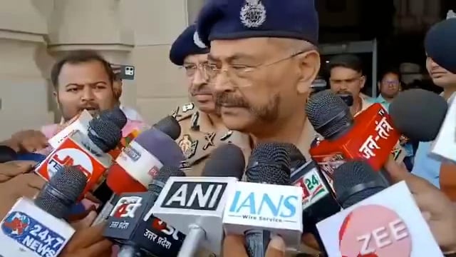 लखनऊ: उत्तर प्रदेश के पुलिस महानिदेशक (DGP) प्रशांत कुमार ने कहा कि कल पूरे उत्तर प्रदेश में मॉक ड्रिल आयोजित की जाएगी। उन्होंने बताया कि, 