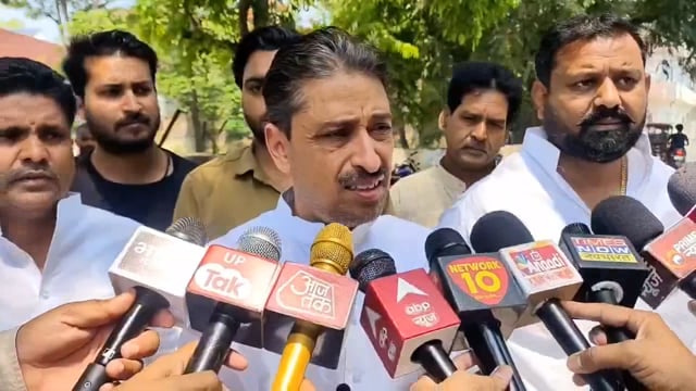 इमरान मसूद ने ऑपरेशन सिंदूर के संदर्भ में भारतीय सेना की खुलकर प्रशंसा की। उन्होंने कहा, "भारतीय सेना को सलाम करना चाहिए, भारत ने पाकिस्तान को जवाब देने में कोई कसर नहीं छोड़ी।"
#ओपरेशन सिंदूर