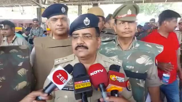 वीरांगना लक्ष्मीबाई झांसी रेलवे स्टेशन पर मॉकड्रिल का आयोजन युद्ध जैसी स्थिति में सुरक्षा के बताए गए उपाय