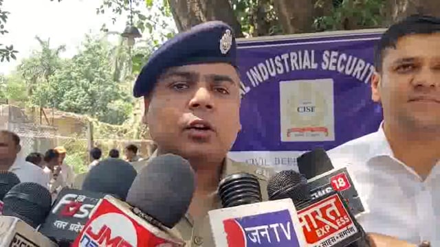 मॉक ड्रिल को लेकर पुलिस अधीक्षक इराज राजा 