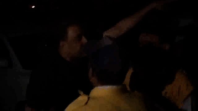 झांसी में हुई मॉक ड्रिल, एयर स्ट्राइक से निपटने के लिए जांच में किया गया ब्लैकआउट ईलाईट चौराहे पर।