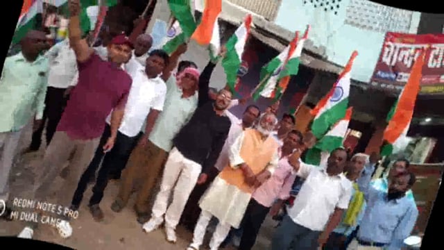  भारतीय फौज द्वारा ऑपरेशन सिंदूर एयर स्ट्राइक कि सफलता को ले  भाजपा मंडल अध्यक्ष निरंजन सिंह के नेतृत्व में मनाया जश्न 