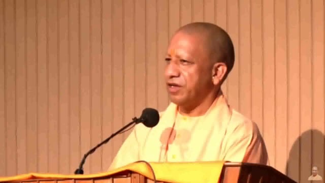 मुख्यमंत्री योगी आदित्यनाथ ने छात्रों को जीवन में विविधता अपनाने और बहुआयामी व्यक्तित्व विकसित करने की प्रेरणा दी है। उन्होंने कहा कि 