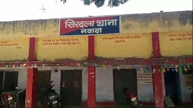 पुलिस ने 8 लीटर महुआ शराब के साथ एक व्यक्ति को किया गिरफ्तार