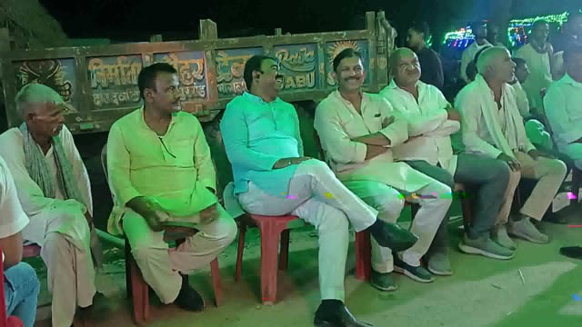 वार्ड सदस्य संघ के अध्यक्ष की भतीजी के शादी समारोह में प्रखंड प्रमुख के साथ पहुंचे विधायक, लोगों की सुनी जन समस्याएं 