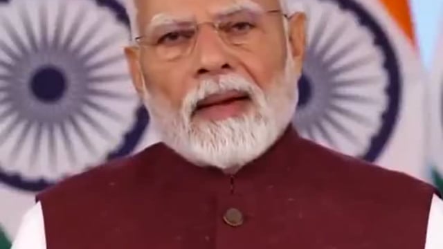 ▶️...आतंकियों ने हमारी बहनों का सिंदूर उजाड़ा था, हमने आतंकियों के हेडक्वार्टर ही उजाड़ दिए हैं 

भेड़ की हाहाकार के बदले, शेर की एक दहाड़ है प्यारे

PM मोदी आज शेर की तरह दहाड़े हैं…

#Modi #ModiJi