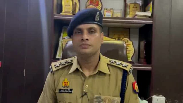 गाजियाबाद मिथ्या साक्ष्य गढ़कर एवं झूठे आरोप लगाते हुए गैंगरेप का झूठा अभियोग पंजीकृत कराने वाली महिला अभियुक्ता गिरफ्तार ।उक्त सम्बन्ध में श्री स्वतन्त्र कुमार सिंह, सहायक पुलिस आयुक्त कविनगर की बाइट-